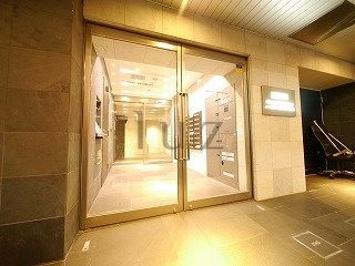 ハーモニーレジデンス川崎のエントランス