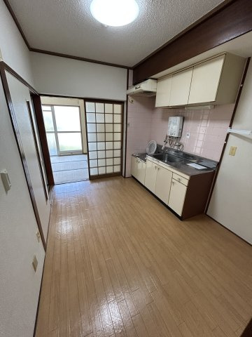 琴浦マンションの居間・リビング