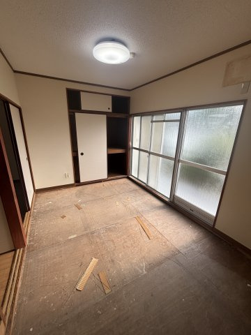琴浦マンションの寝室