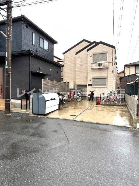 特典：仲介手数料が無料です!!の駐車場|※現在空き無し
