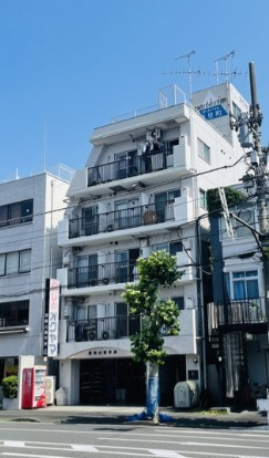 横浜市南区前里町２丁目の賃貸マンションの外観
