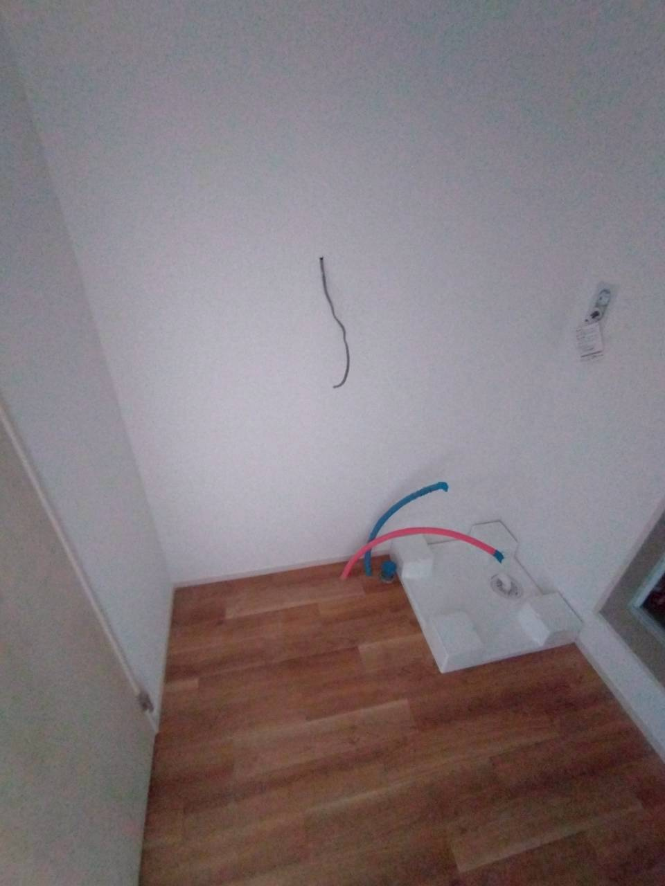 ロワール北大手の洗面所