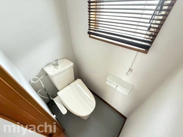 徳島市住吉６丁目のアパートのトイレ