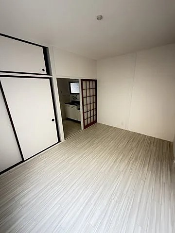 シエル中山手の居間・リビング
