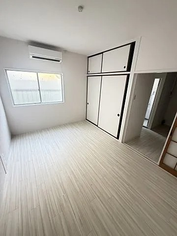シエル中山手の居間・リビング