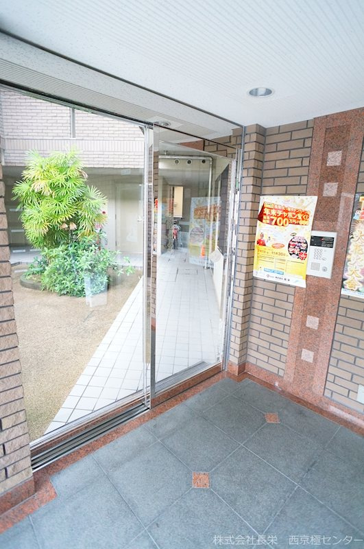 アグラード長岡京のロビー