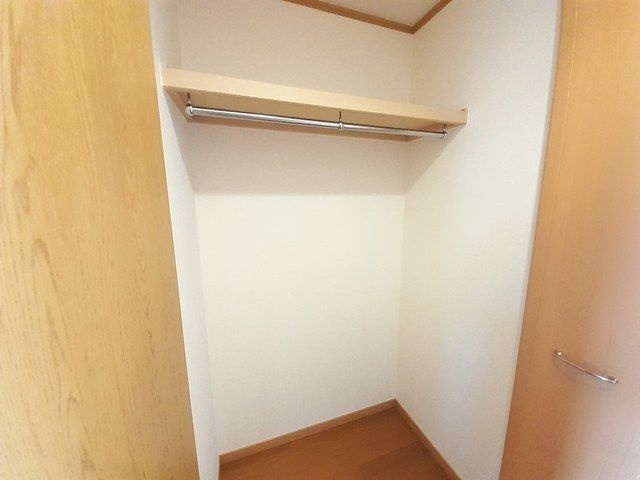 プロムナードひばりの収納