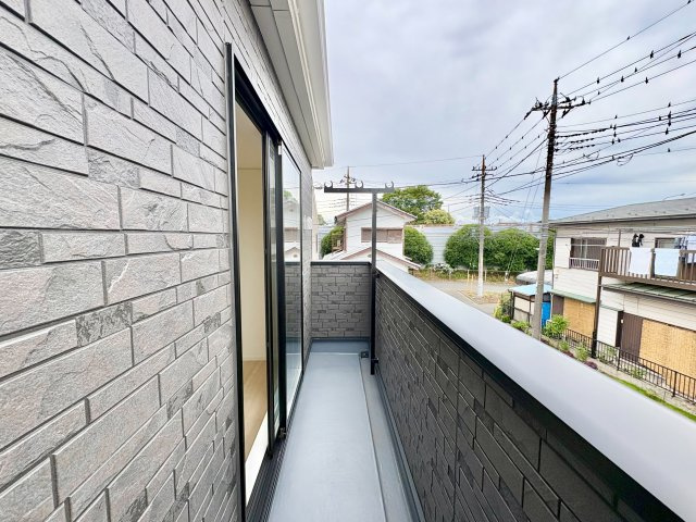 《仲介手数料半額》鶴ヶ島市藤金第13　全2棟　1号棟のバルコニー|バルコニー