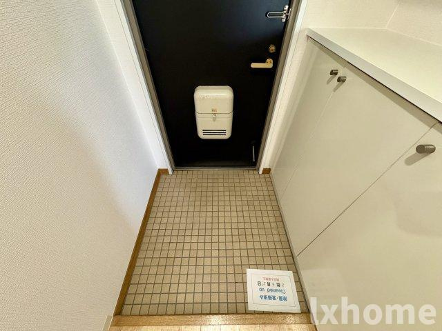 セゾン・ボナールの玄関