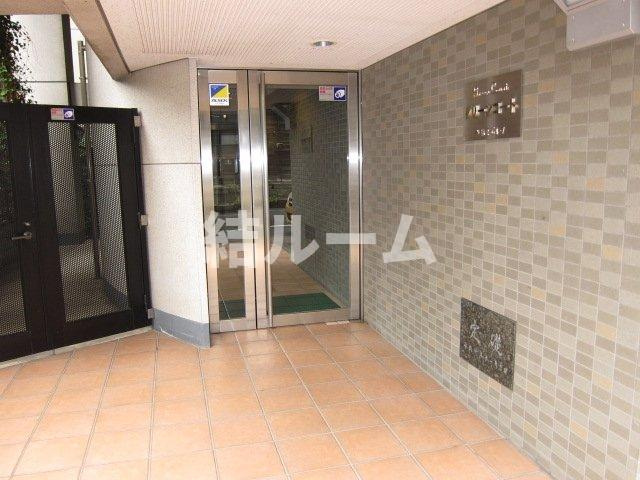 板橋区板橋２丁目の賃貸マンションのエントランス