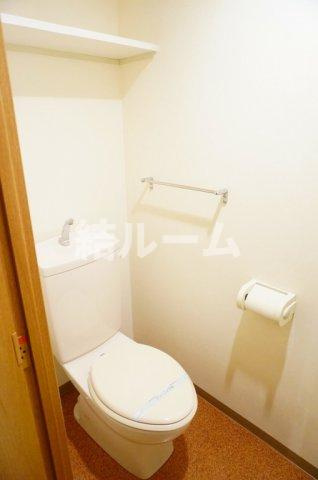 板橋区板橋２丁目の賃貸マンションのトイレ