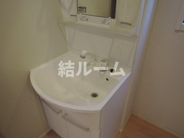 練馬区早宮３丁目のアパートの洗面所