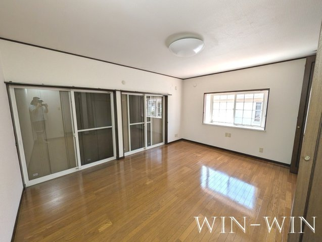 豊橋市北山町貸家の寝室