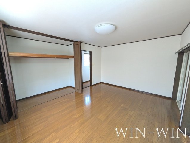 豊橋市北山町貸家の洋室