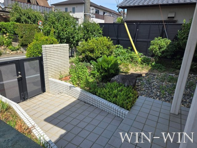豊橋市北山町貸家のエントランス