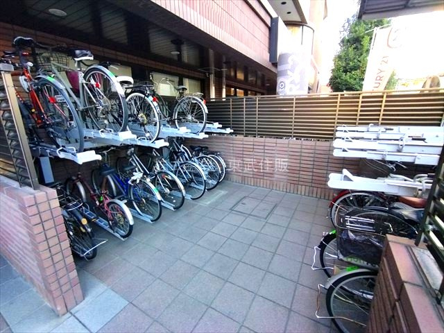 【駐輪場】の画像