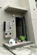 アズール世田谷のエントランス