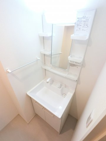 グレイス南行徳の独立洗面台