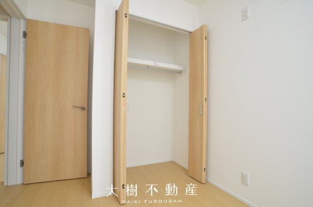 【洋室】 | 綾瀬市寺尾台２丁目　新築戸建て　全1棟　【仲介手数料無料】 | 2階　洋室3（5.0帖）クローゼット