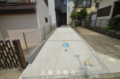 【駐車場】 | 綾瀬市寺尾台２丁目　新築戸建て　全1棟　【仲介手数料無料】