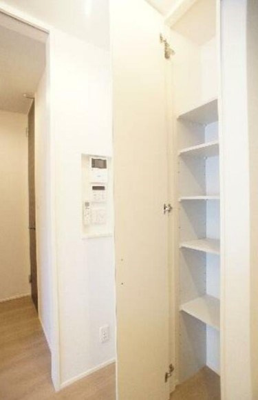 アルタクラッセの玄関