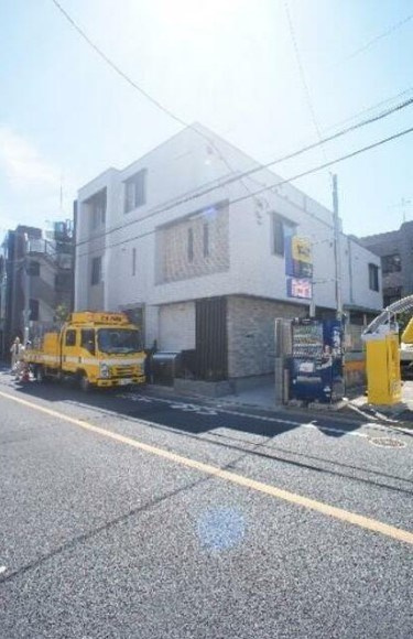アルタクラッセの外観