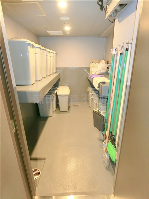 プライマル蒲田のその他共用部分|曜日時間関係なくゴミ出し可能な敷地内ゴミ捨て場！