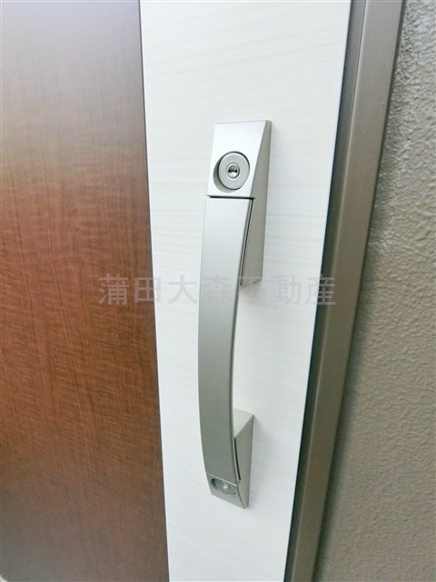 プライマル蒲田の玄関