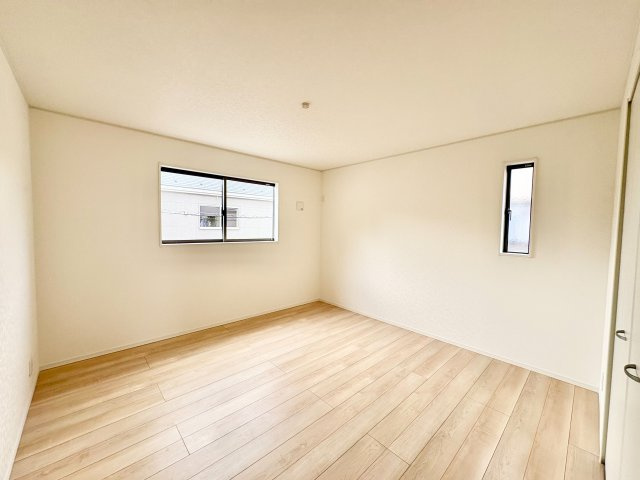 《仲介手数料半額》朝霞市宮戸　第４全１６区棟　3号棟の洋室|洋室8帖