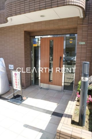 菱和パレス三軒茶屋のエントランス|オートロック安心セキュリティ/管理体制良好