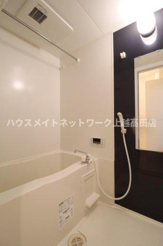 スタイリッシュ リバーの浴室|追焚機能付