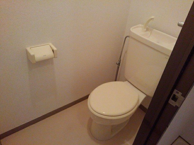 【トイレ】 | ドマーニＡ | トイレです