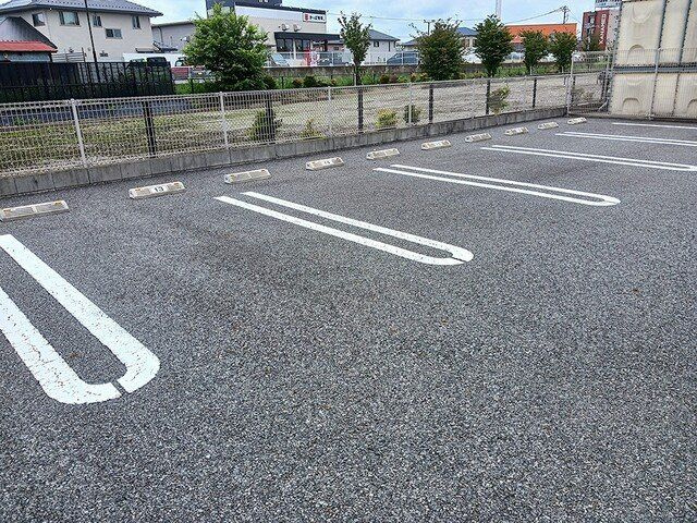 【駐車場】 | ウィスタリア | 駐車場があります
