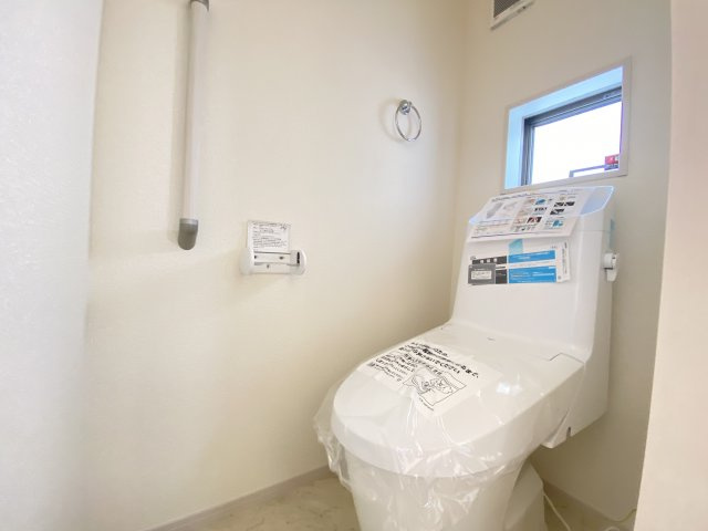 うるま市喜仲（全3棟）1号棟のトイレ|※同仕様写真です