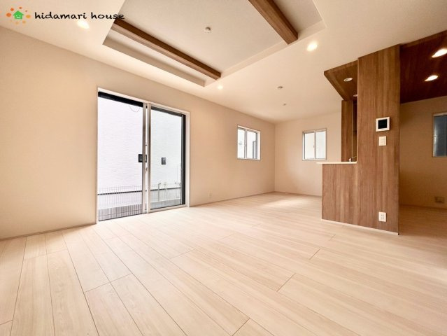 上尾市今泉2丁目　新築戸建　ブルーミング03の居間・リビング|LDK：16.75帖