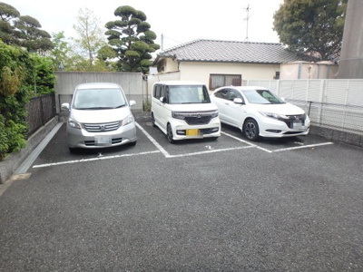 【駐車場】 | イーストハイムⅡ | 駐車場