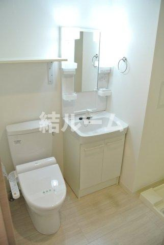 豊島区西巣鴨２丁目の賃貸マンションのトイレ