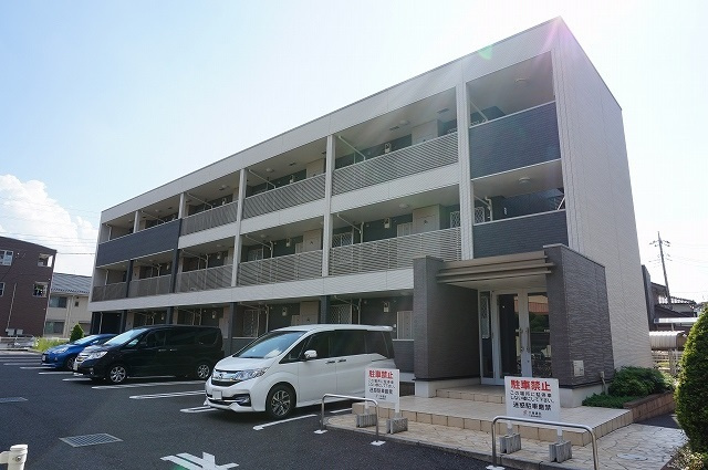 フレール与野本町六番館の外観