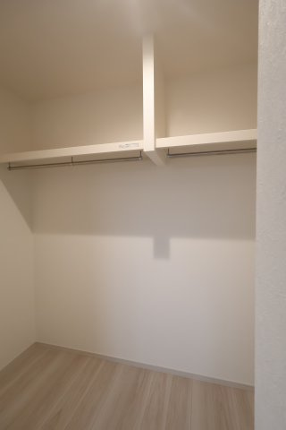 《仲介手数料無料》練馬区関町南１丁目7-33新築一戸建てリガーレの収納