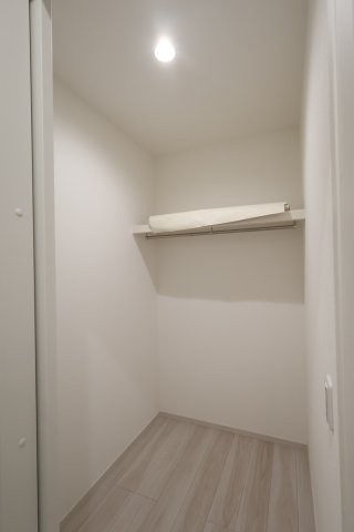 《仲介手数料無料》練馬区関町南１丁目7-33新築一戸建てリガーレの収納
