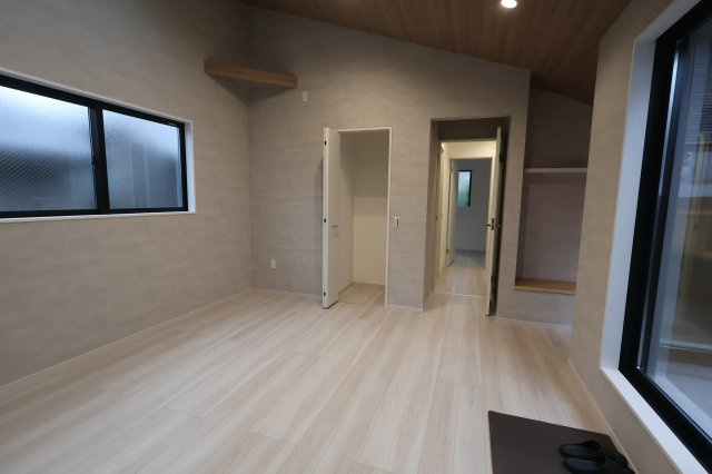 《仲介手数料無料》練馬区関町南１丁目7-33新築一戸建てリガーレの洋室