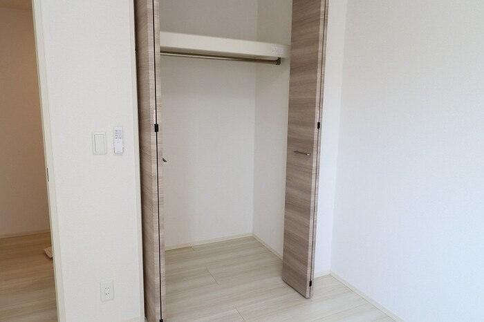 アルバ　Bの収納|こまごまとしたものを収納できそうですね