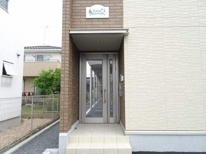 D-roomウィット西原のエントランス|毎日通るエントランスはこのようになっています