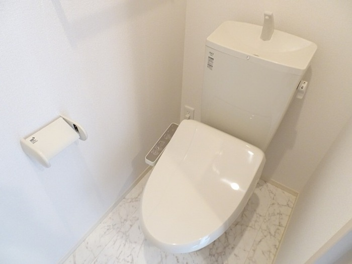 D-roomウィット西原のトイレ|落ち着いたトイレです