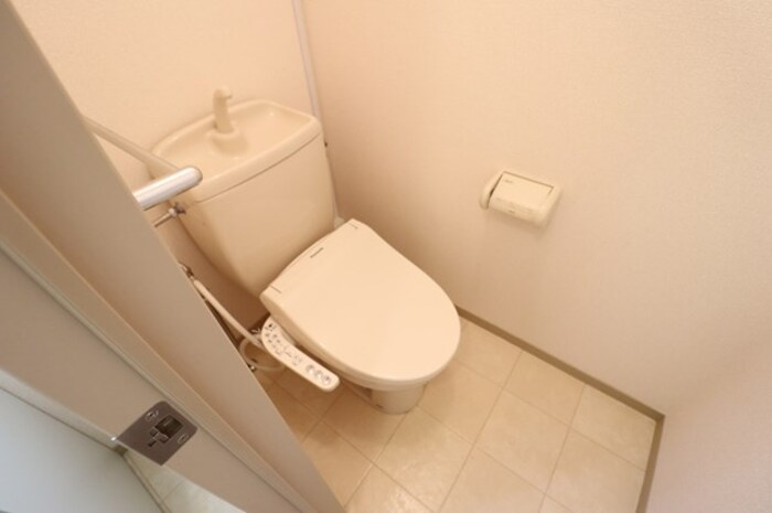ダイクレール　Ｃのトイレ|清潔感のあるトイレです