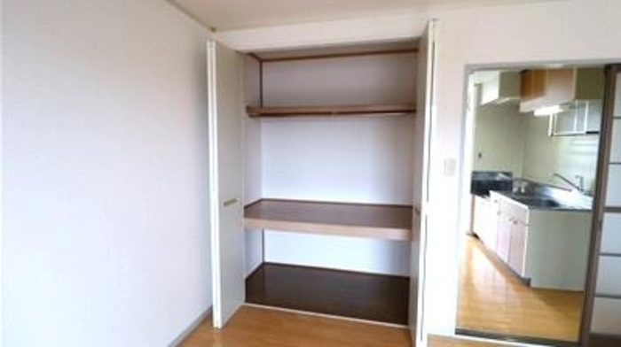 サニーヒルズ薬師台　Aの収納|便利な収納スペースです