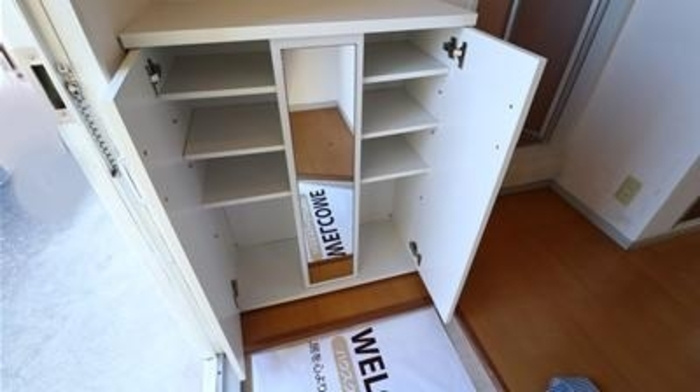 サニーヒルズ薬師台　Aの玄関|シューズボックスです