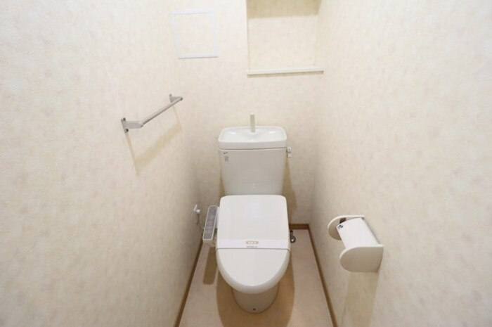エミネンス大町のトイレ|トイレもきれいです