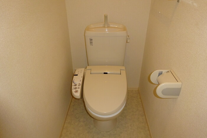カーサ　コンチェルトのトイレ|ゆったりとした空間のトイレです