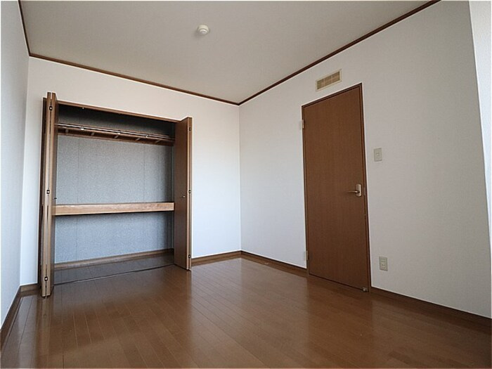 アルベラータの洋室|コンパクトで使いやすい洋室です